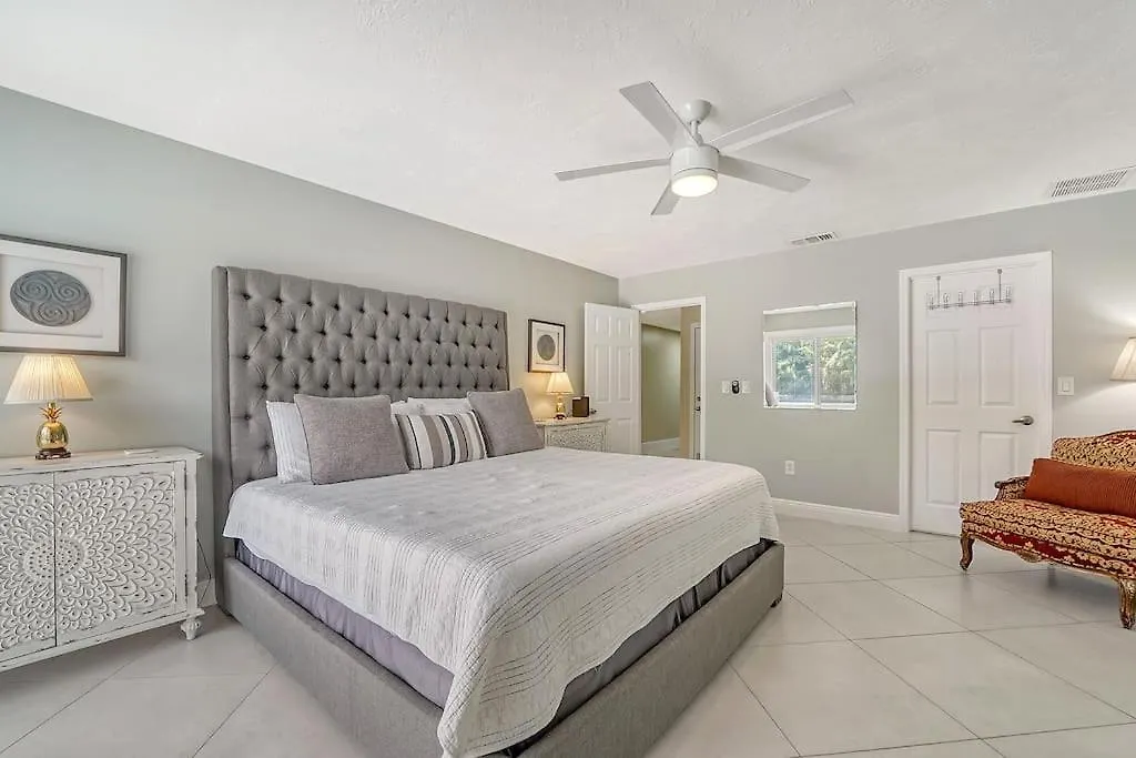 Beautiful Home - Oasis Backyard With Heat Pool Sarasota